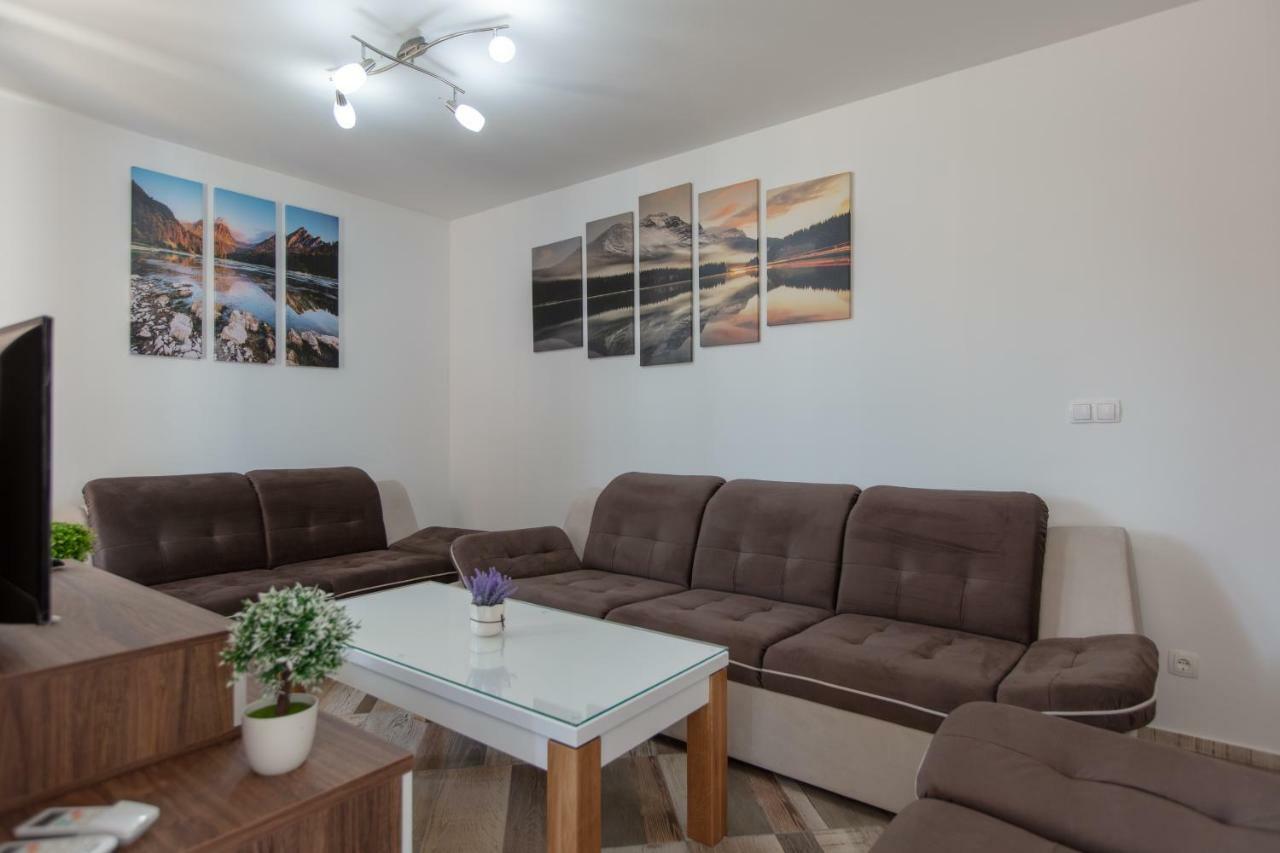 Vila Tatjana Vodice Kültér fotó