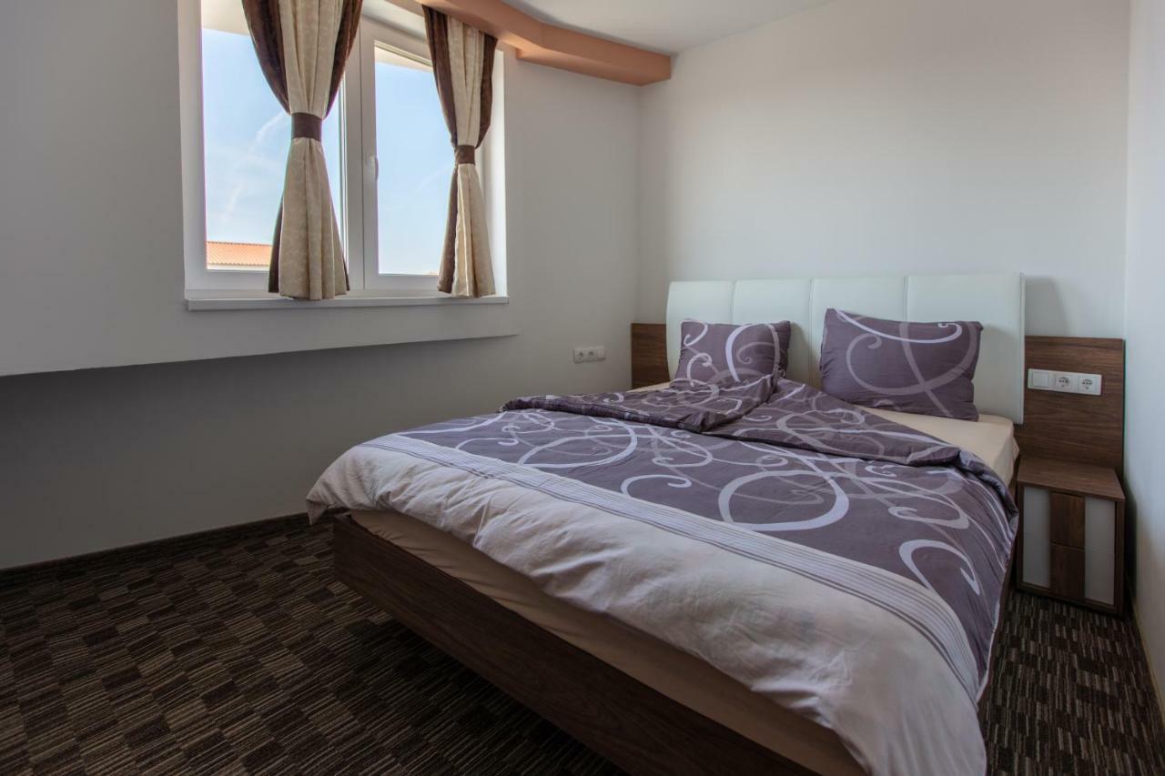 Vila Tatjana Vodice Kültér fotó