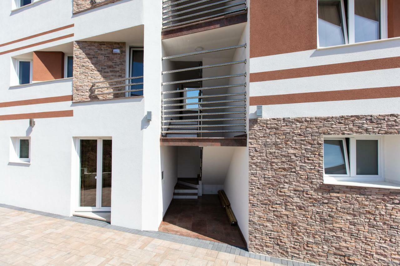 Vila Tatjana Vodice Kültér fotó